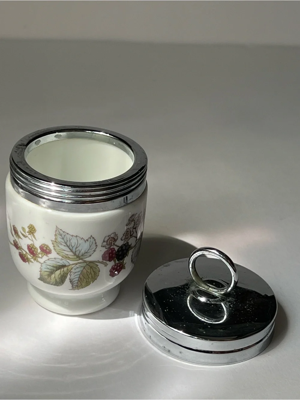 Royal Worcester Berry illustration Egg Coddler with Instruction Sheet